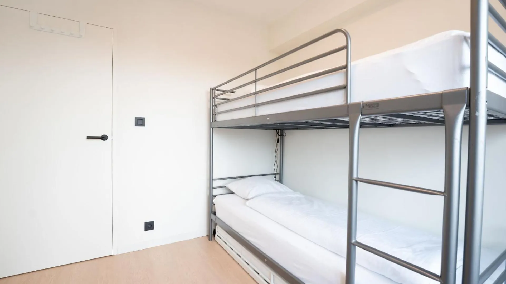 Apartment 'T Zout By Interhome Bredene