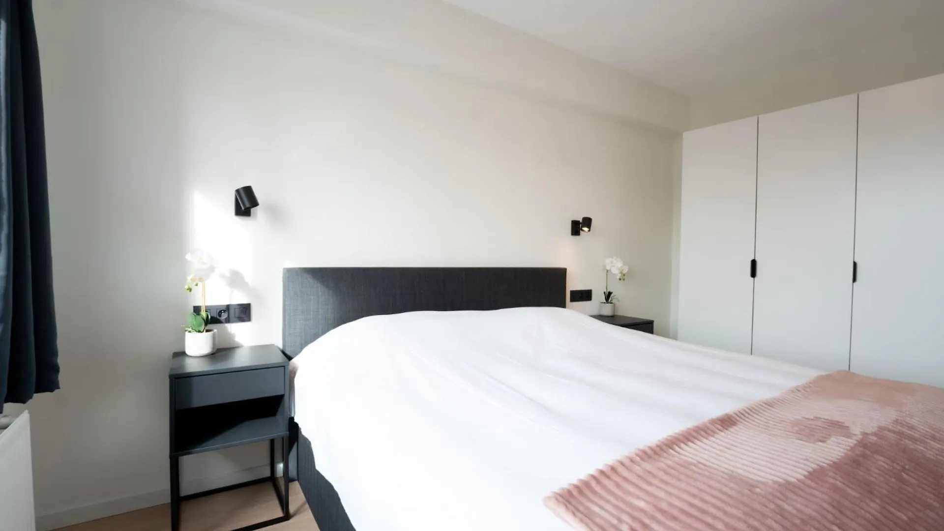 Apartment 'T Zout By Interhome Bredene